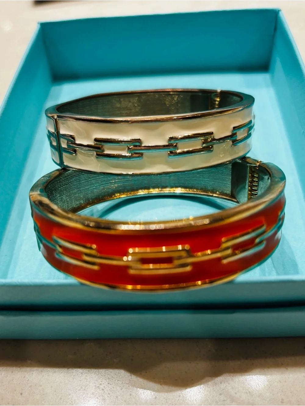 Nordstrom Sequin NYC Orange and Cream Gold Enamel Chain-Link Bangle Set
